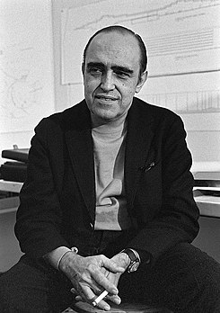 Read more about the article Morre Oscar Niemeyer